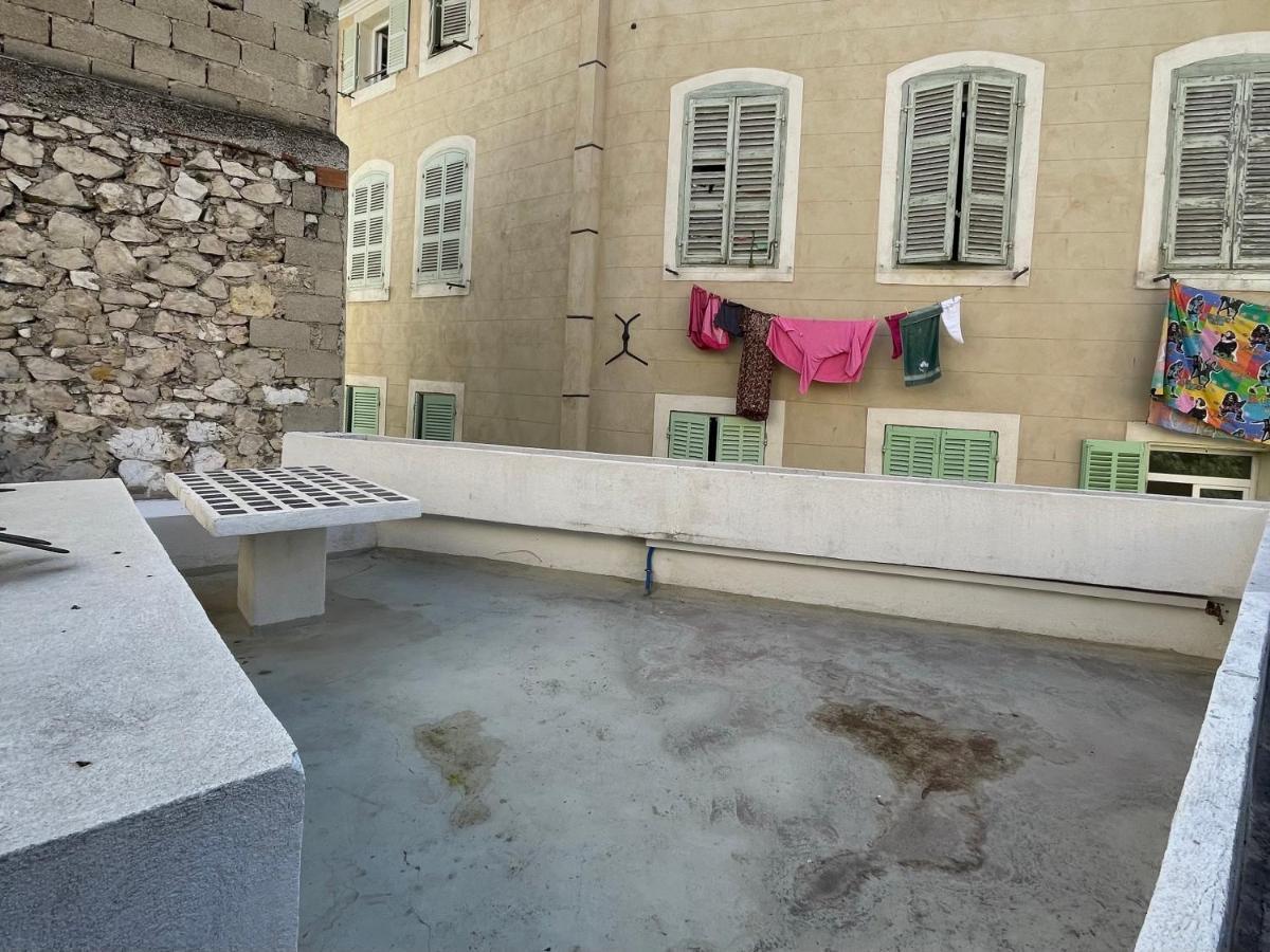 מרסיי Residence Les Hauts De Saint Charles מראה חיצוני תמונה